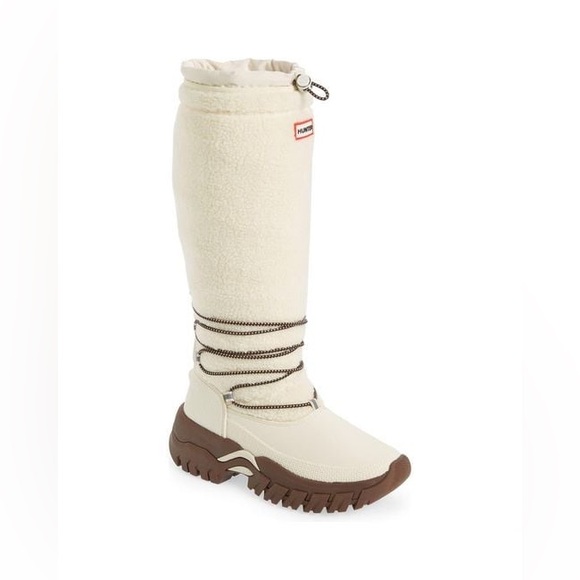 HUNTER
Women's White Wanderer Fleece Waterproof Tall Boot - Picture 4 of 10